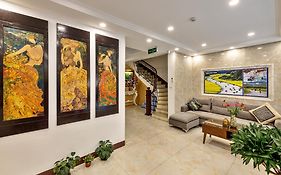 Golden Sun Hotel